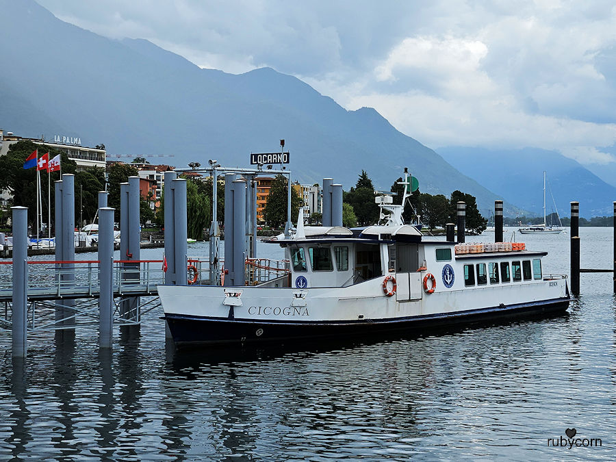 Am Hafen von Locarno am Lago Maggiore