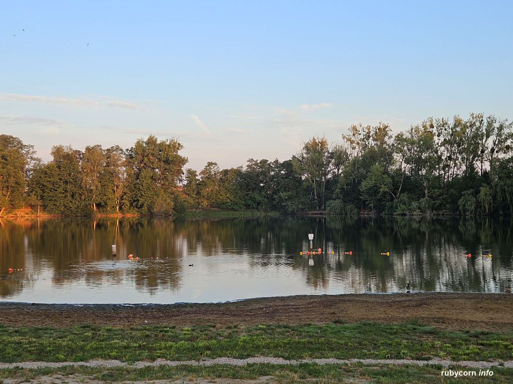 Foto von Badesee Campinglatz Aga bei der Stadt Gera in Deutschland
