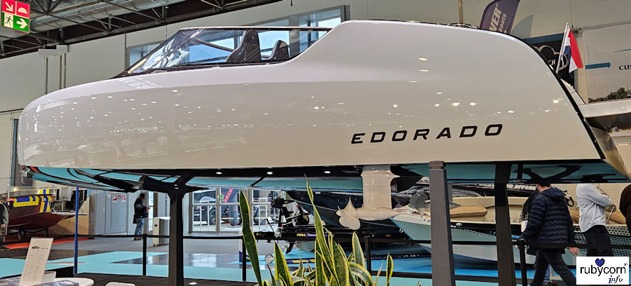 Foto von Elektroboot der Marke edorado aus den Niederlanden