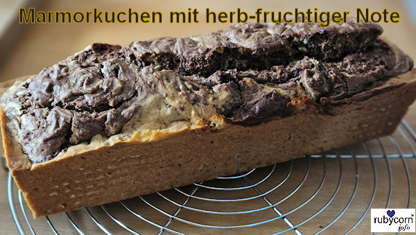 Saftiger Marmorkuchen mit dunkler Schokolade und Orangennote